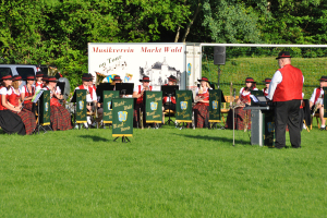 Serenade am Sportplatz